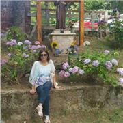 Diplomata magistrale con abilitazione scuola materna ed elementare